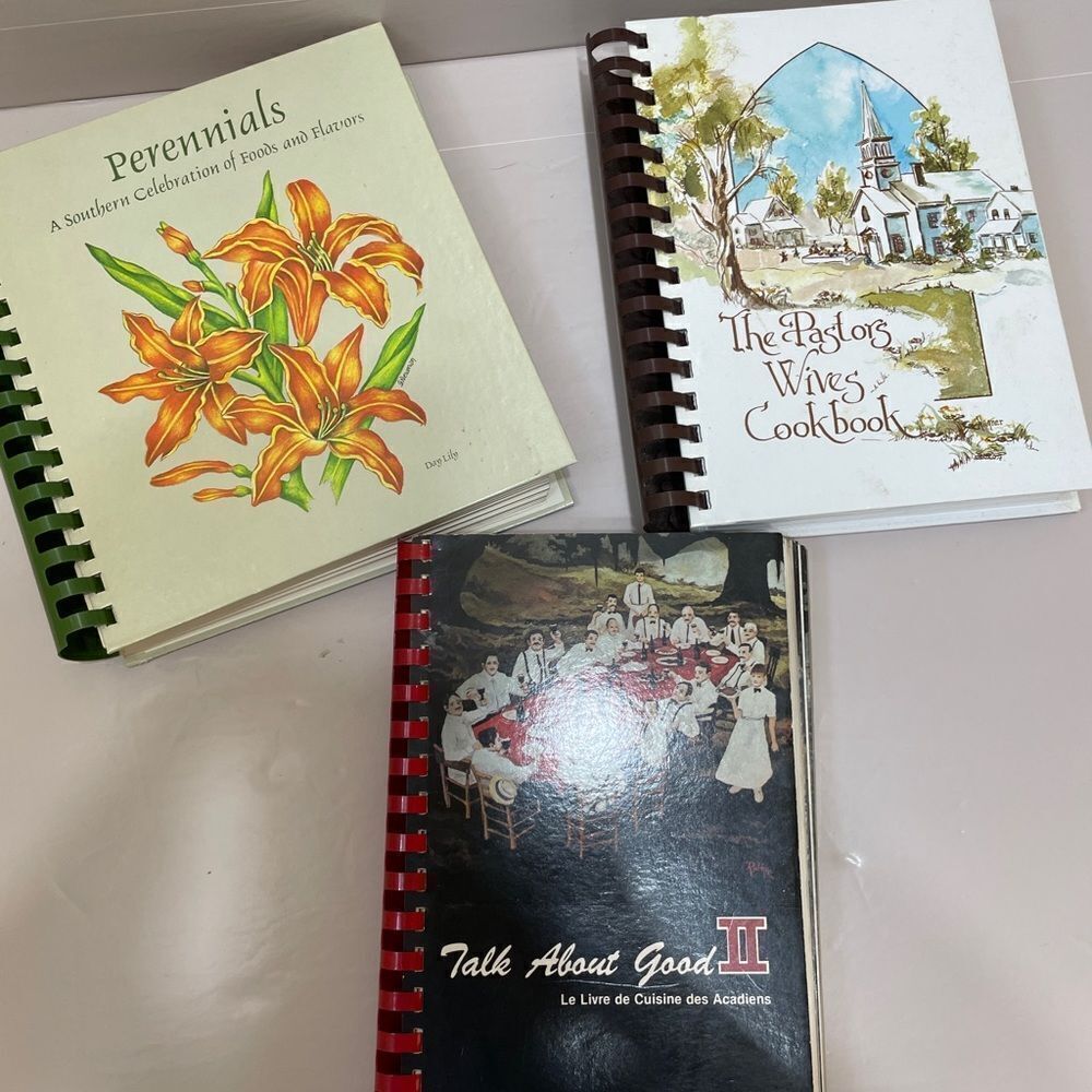 ‎THREE SPIRAL BOUND SOUTHERN COOKBOOKS